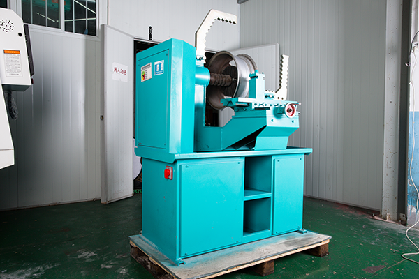 alloy wheel straightening machine